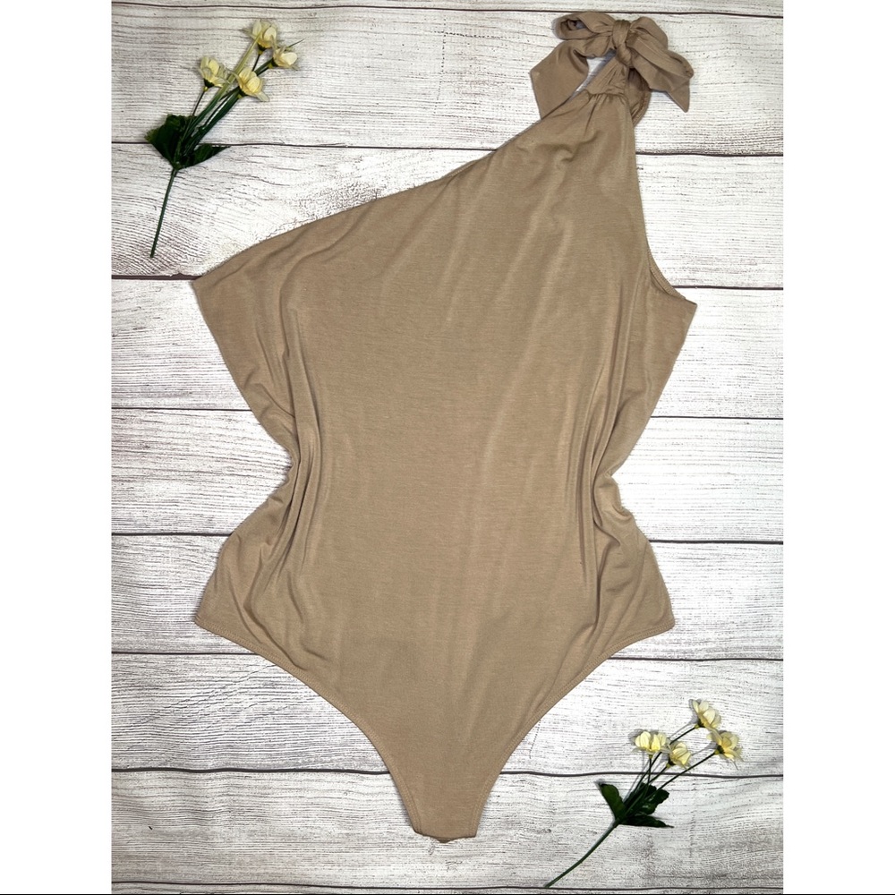 EXPRESS One-Shoulder Tie Strap Thong Bodysuit
